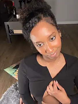 Your Paris online show from 9, 3, 2025