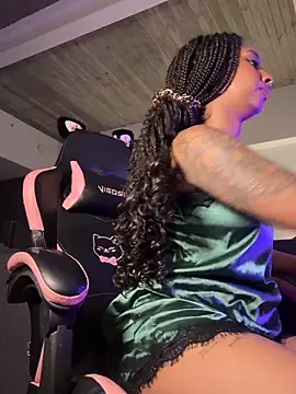 Your Paris online show from 26, 11, 2025