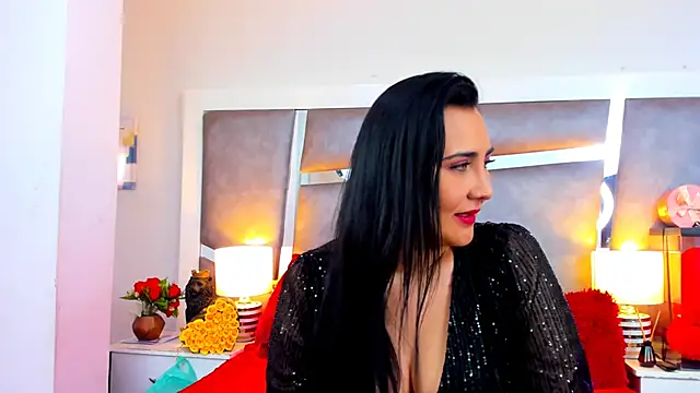 Evangeline Taylorr online show from 6, 3, 2025