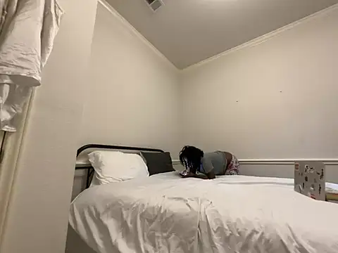 magicalc00ch online show from 8, 4, 2026