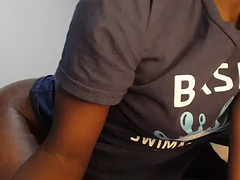 Snapshot of wetpussy_ebony chatting on 18, 12, 2024 wetpussy ebony online show from 18, 12, 2024