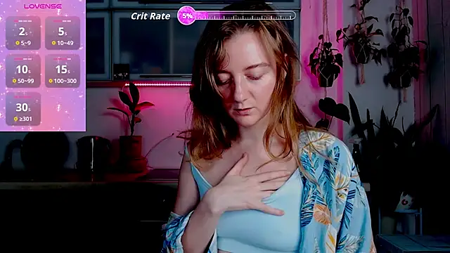 Elly Helly online show from 4, 12, 2025