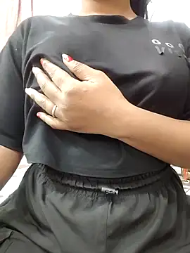 MohiniHott online show from 4, 12, 2025