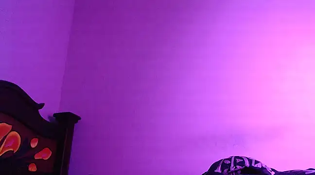 isaaclatino online show from 2, 1, 2025