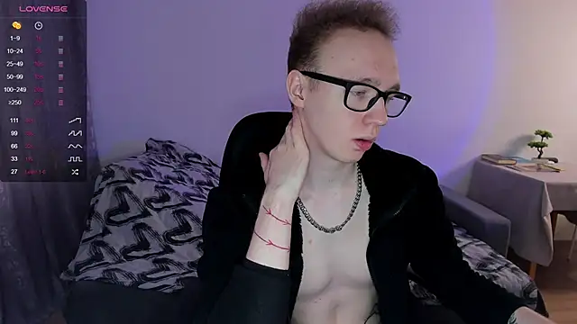 Alex silents online show from 1, 2, 2025