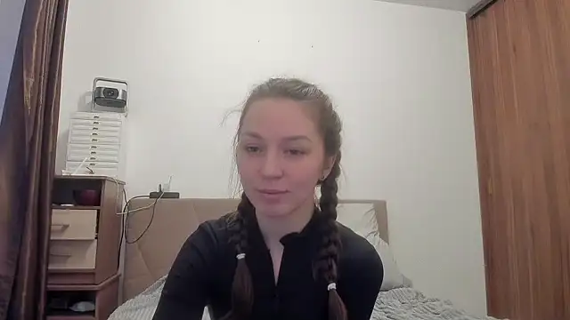 Adela Vetta online show from 2, 3, 2026