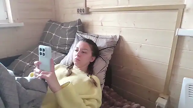 Snapshot of Adela_Vetta chatting on 11, 5, 2026 Adela Vetta online show from 11, 5, 2026