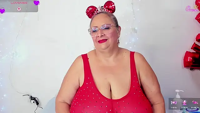 Snapshot of BBW_salome chatting on 23, 4, 2026 BBW salome online show from 23, 4, 2026