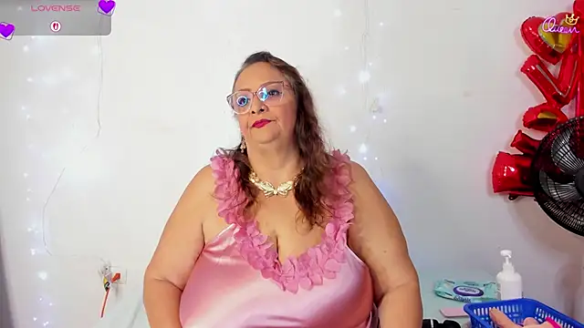 Snapshot of BBW_salome chatting on 30, 4, 2026 BBW salome online show from 30, 4, 2026