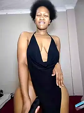 Snapshot of Curvy_sluty chatting on 11, 1, 2025 Curvy sluty online show from 11, 1, 2025