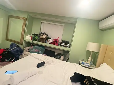 Snapshot of tatted-bitty chatting on 17, 3, 2025 tatted-bitty online show from 17, 3, 2025