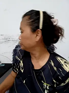 Fon Bigboobs online show from 27, 11, 2025