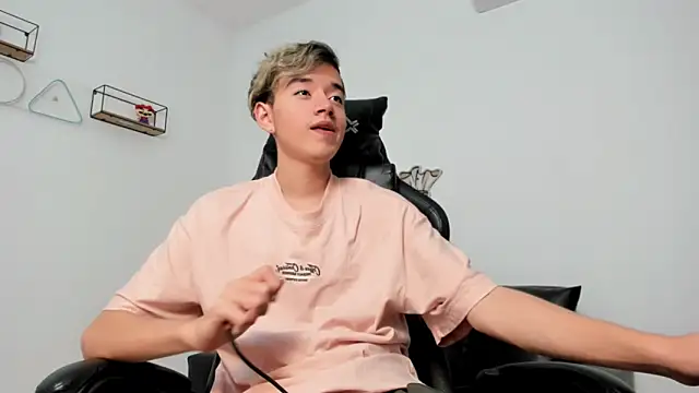 bunny maxi online show from 10, 3, 2025