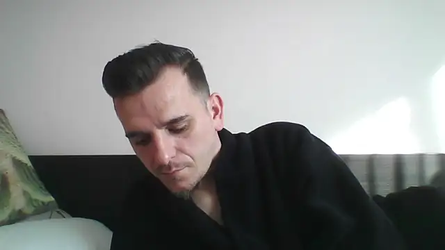 Huge cock22cm online show from 7, 3, 2025