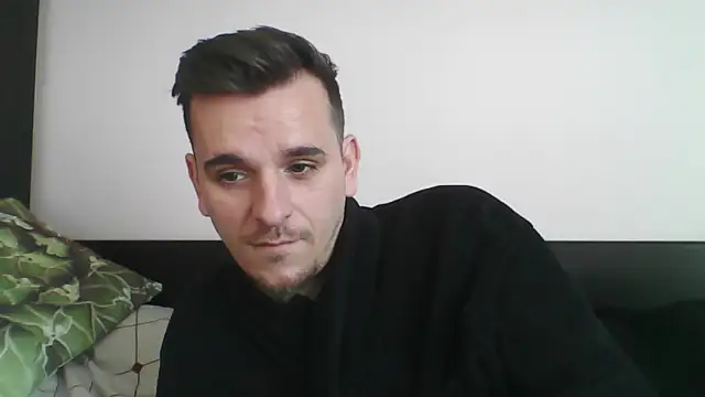 Huge cock22cm online show from 9, 3, 2025