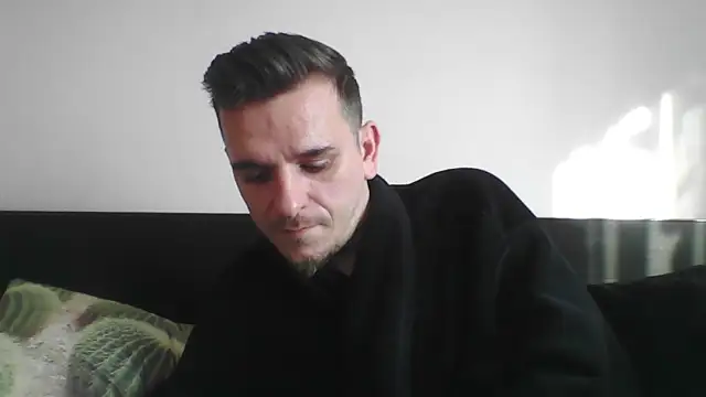 Huge cock22cm online show from 10, 3, 2025