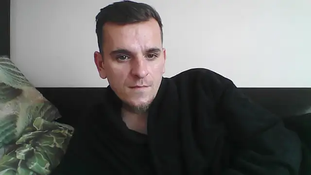 Huge cock22cm online show from 13, 3, 2025