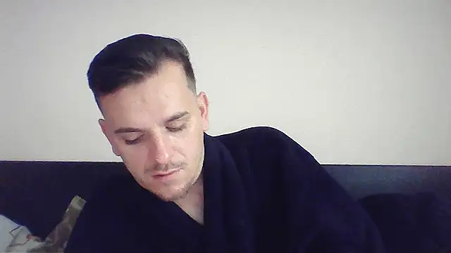 Huge cock22cm online show from 18, 10, 2025