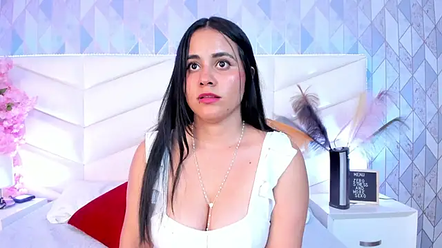 Brenda Garcia online show from 10, 2, 2025