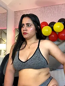 Brenda Garcia online show from 24, 9, 2025