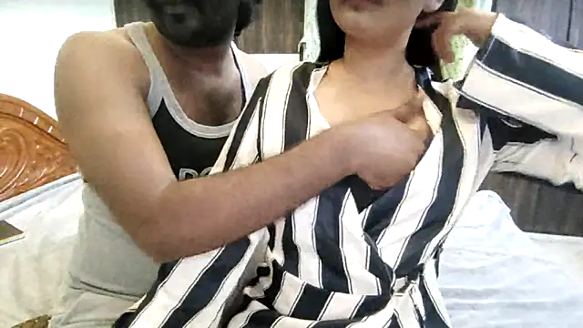 Snapshot of Magical-Couple-telugu chatting on 9, 3, 2025 Magical-Couple-telugu online show from 9, 3, 2025