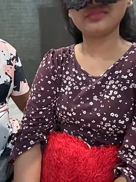 Snapshot of Magical-Couple-telugu chatting on 7, 10, 2025 Magical-Couple-telugu online show from 7, 10, 2025