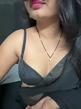 Snapshot of Magical-Couple-telugu chatting on 9, 11, 2025 Magical-Couple-telugu online show from 9, 11, 2025