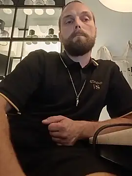 VitaminDrewFl online show from 17, 5, 2026
