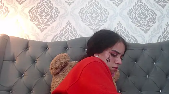 EmmaCowperr online show from 14, 3, 2025