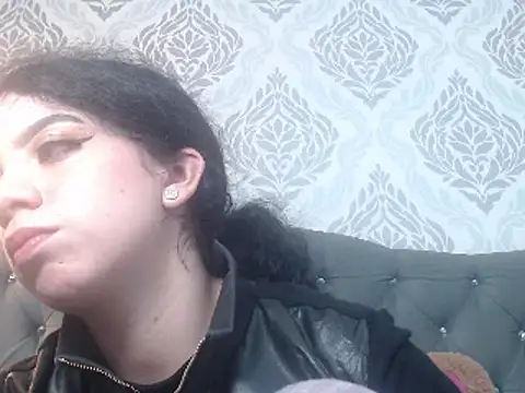 EmmaCowperr online show from 18, 3, 2025