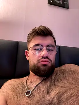 yxssxn24403 online show from 8, 10, 2025