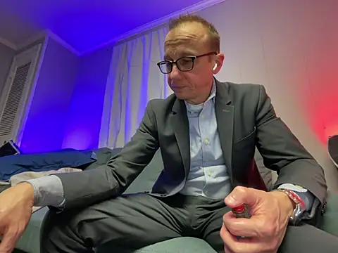 mouser21212 online show from 12, 3, 2025