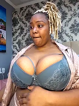 Snapshot of SexyRider8 chatting on 27, 11, 2025 SexyRider8 online show from 27, 11, 2025