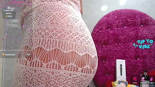 Snapshot of Litzy_Curly chatting on 3, 12, 2024 Litzy Curly online show from 3, 12, 2024