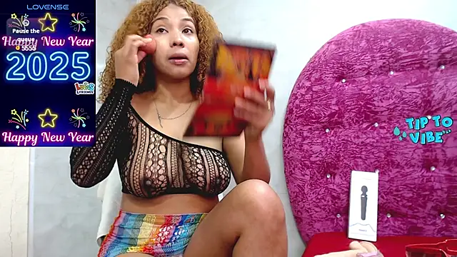Snapshot of Litzy_Curly chatting on 3, 1, 2025 Litzy Curly online show from 3, 1, 2025