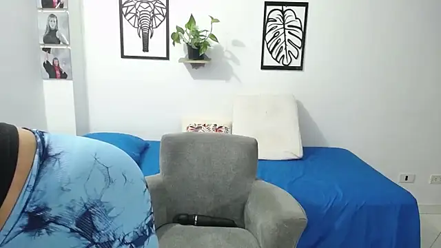 renata salinas 1 online show from 22, 3, 2025