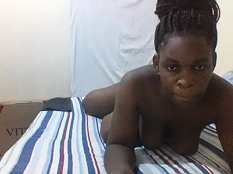 Snapshot of princess-cutie12 chatting on 26, 11, 2025 princess-cutie12 online show from 26, 11, 2025