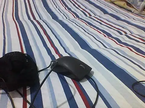 Snapshot of princess-cutie12 chatting on 28, 11, 2025 princess-cutie12 online show from 28, 11, 2025