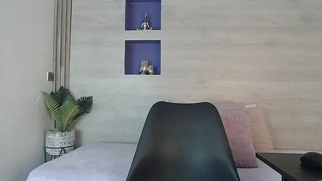 Dakotagloss online show from 9, 4, 2026