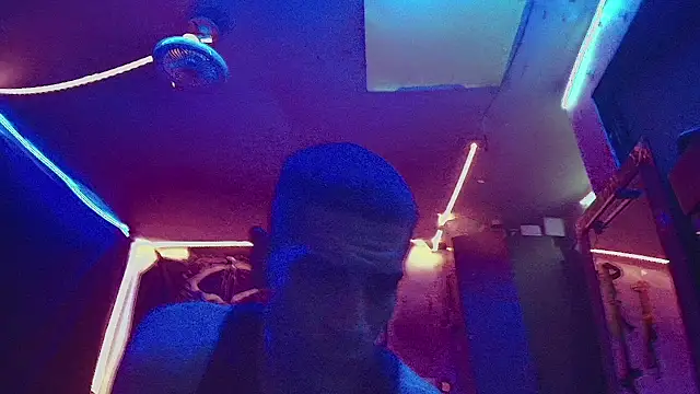 Snapshot of Megaman77777 chatting on 26, 9, 2025 Megaman77777 online show from 26, 9, 2025