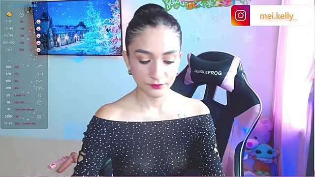 Snapshot of Mei_Kelly chatting on 4, 12, 2024 Mei Kelly online show from 4, 12, 2024