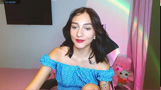 Snapshot of Mei_Kelly chatting on 4, 1, 2025 Mei Kelly online show from 4, 1, 2025