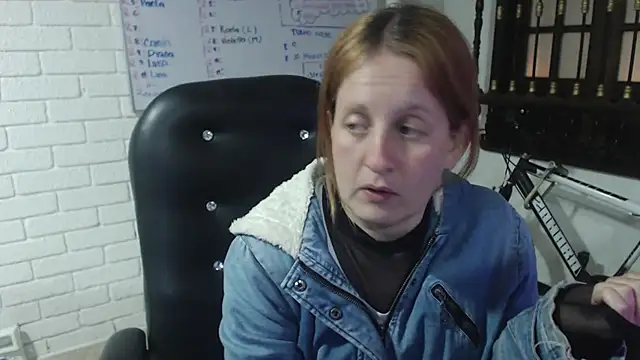 ViioletaMora online show from 23, 2, 2025