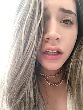 maliciaworld online show from 22, 2, 2025