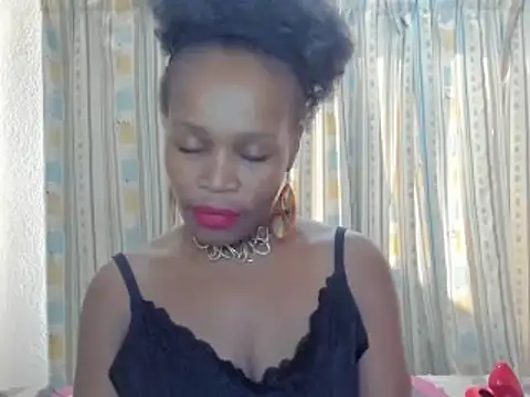 Snapshot of AfricanSquirtingQueen chatting on 1, 10, 2025 AfricanSquirtingQueen online show from 1, 10, 2025