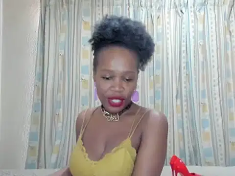 Snapshot of AfricanSquirtingQueen chatting on 22, 10, 2025 AfricanSquirtingQueen online show from 22, 10, 2025