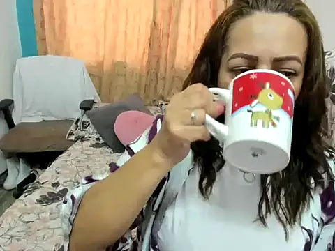 MonicaGarcia  online show from 11, 10, 2025