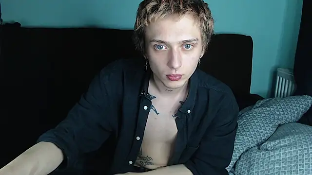 axxxturel online show from 2, 1, 2025