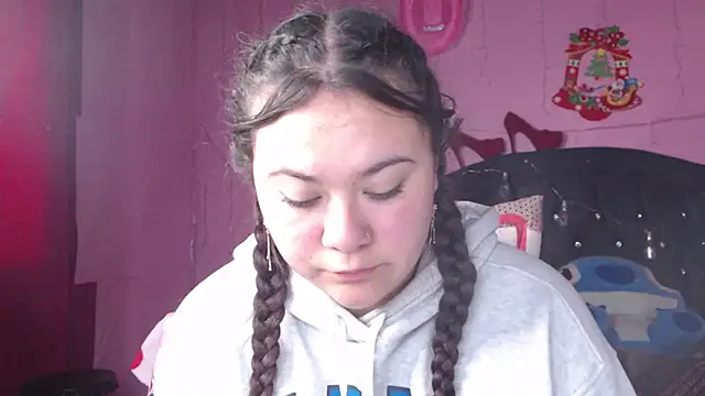 NikkiRous  online show from 17, 2, 2025