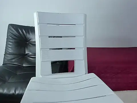 Milk anastasia online show from 17, 12, 2025